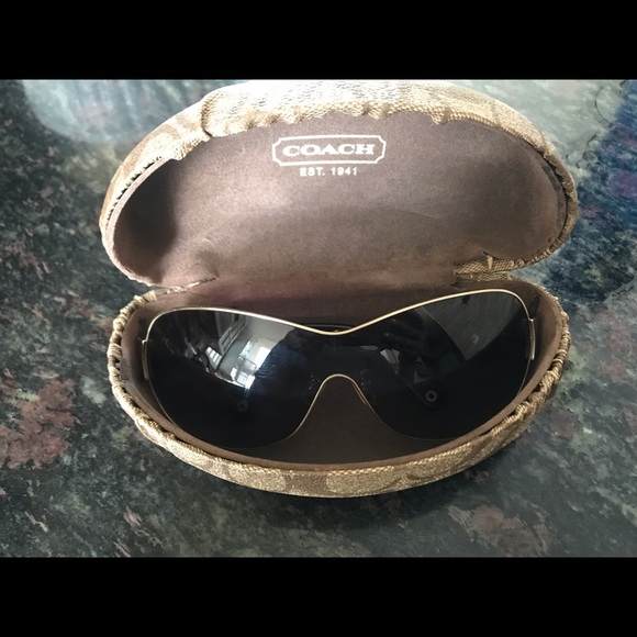 Coach sunglasses - Picture 2 of 4
